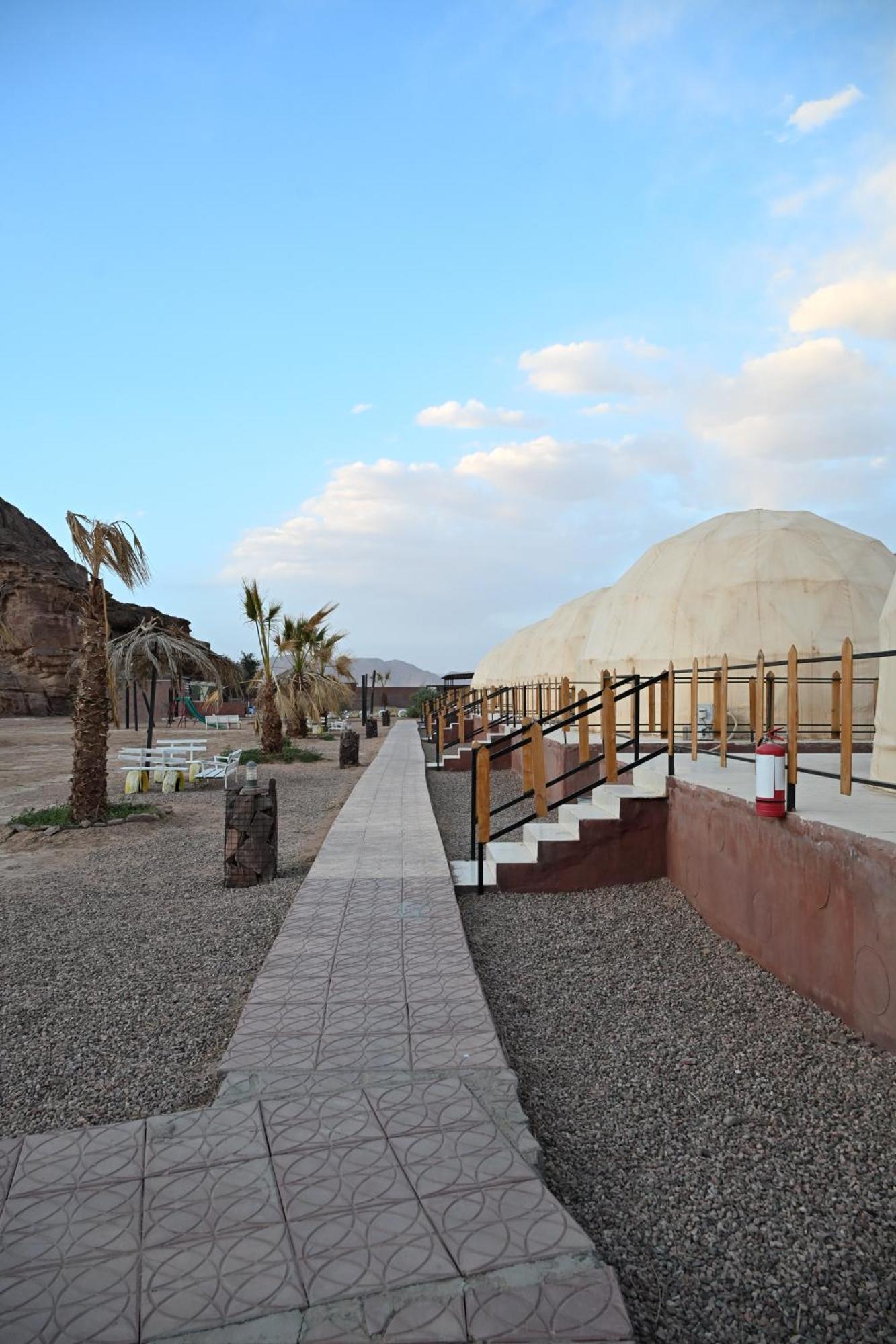 Bilal Luxury Camp Hotel Вади Рум Екстериор снимка